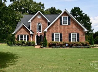 102 Meadow Creek Dr, Athens, GA 30605