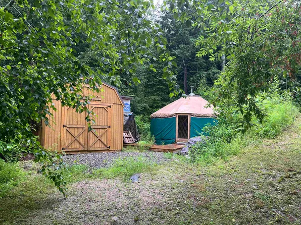 258 Long Shores Drive, Barrington, NH 03825