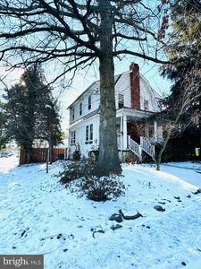 131 E Maple Ave, Morrisville, PA, 19067
