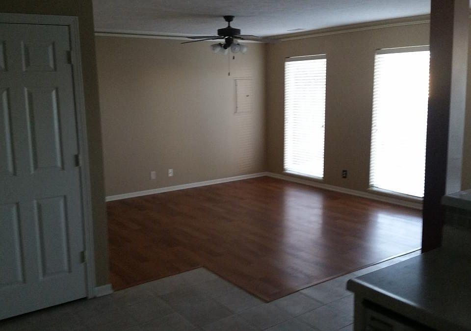 1st image of 6900 S 90th St