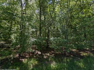 9108 Hondo Dr, Crossville, TN 38572