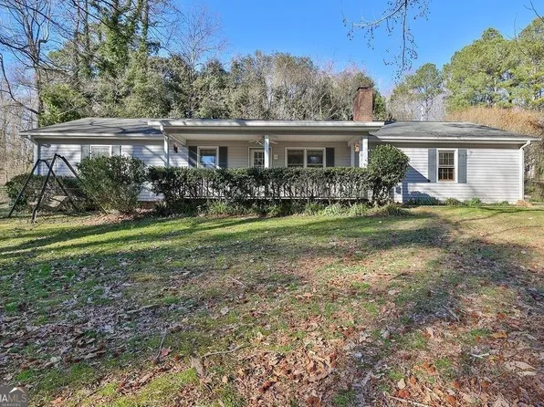2733 Old Dawsonville Rd, Gainesville, GA 30506
