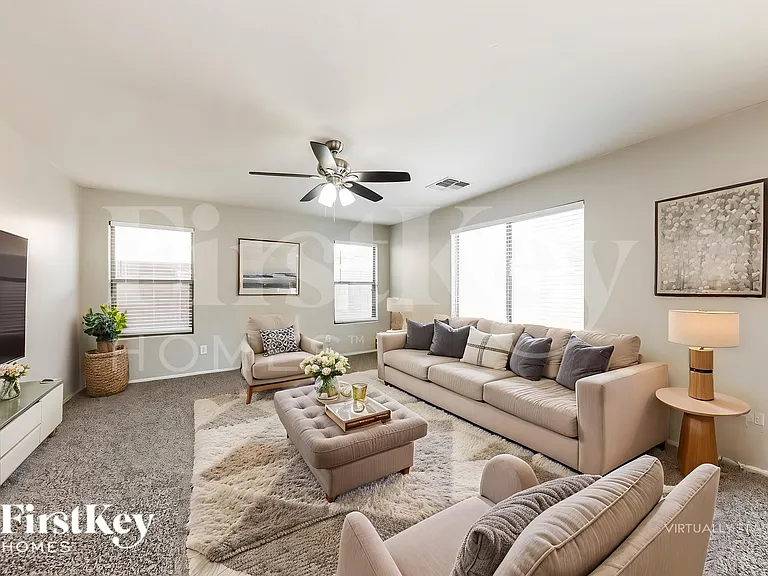 7572 W Charter Oak Rd — Photo 3