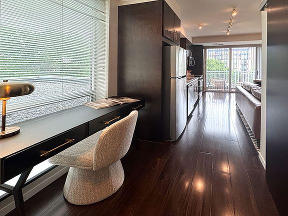 5th image of 2838 Fremont Ave S #108