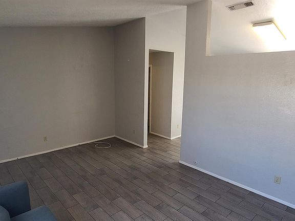 5th image of 4721 E Camino St APT 1