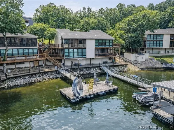 27 Roanda Beach Dr #2A, Lake Ozark, MO 65049