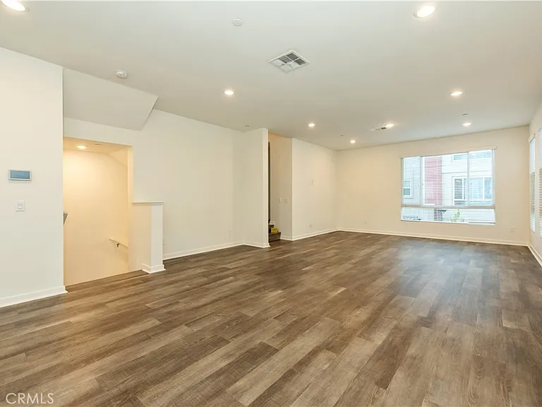 123 Citysquare — Photo 14