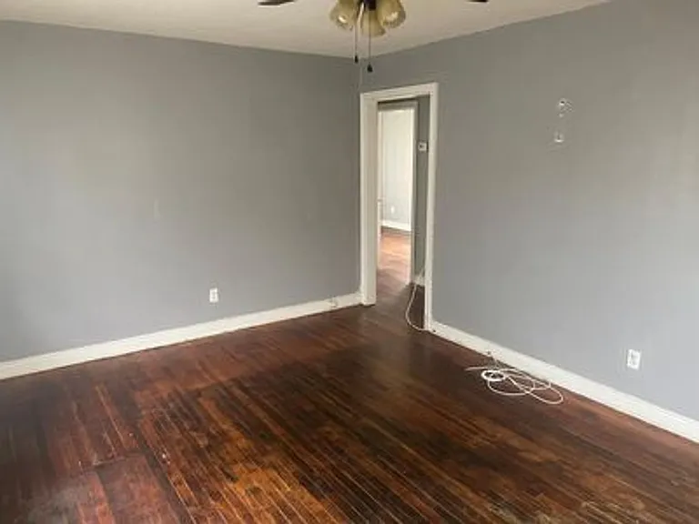 1106 Althea Pkwy — Photo 3