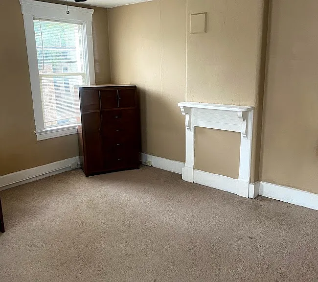 2333 W Clifton Ave #B2 — Photo 2