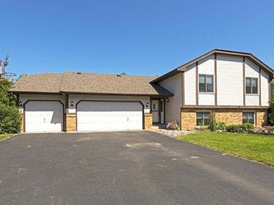 7008 2nd Ave, Lino Lakes, MN, 55014