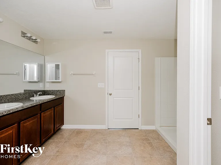 1908 Broad Winged Hawk Dr — Photo 10