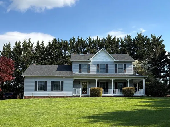 3325 Maple Grove Rd, Manchester, MD 21102