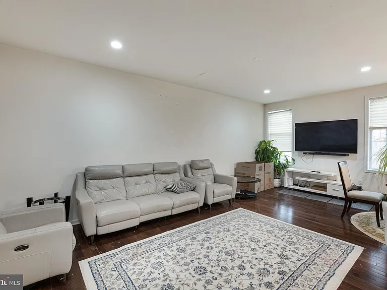 23377 Lewis Hunt Sq — Photo 13