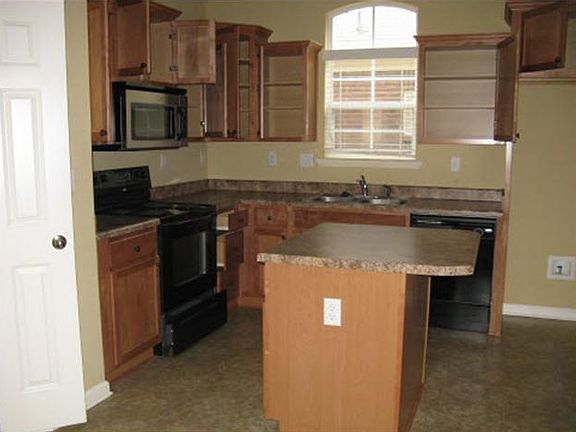 3rd image of 4867 Saddlehorn Dr Lot 14