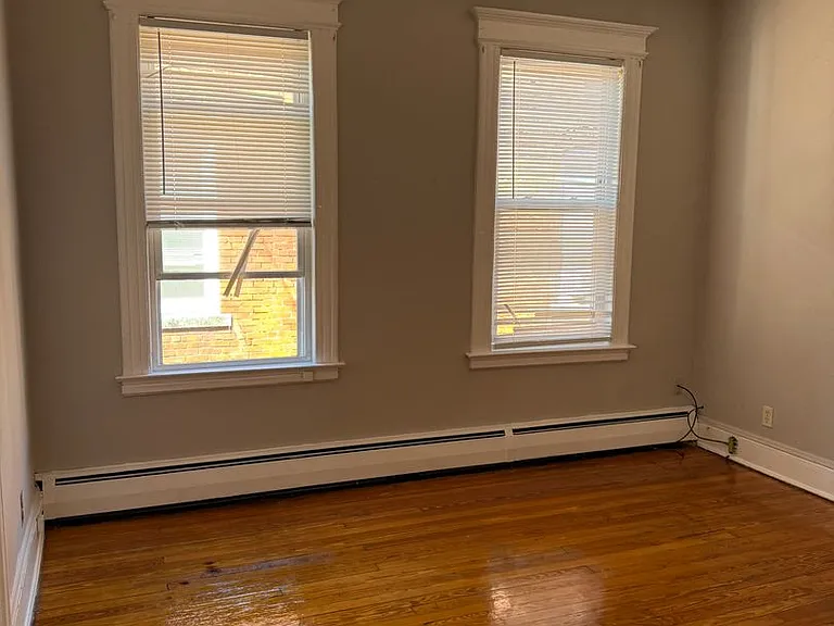 39-41 Bond St — Photo 9