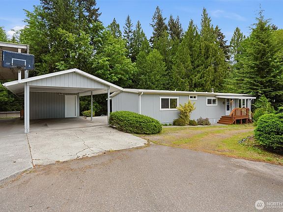 2nd image of 1110 NW Brite Star Lane