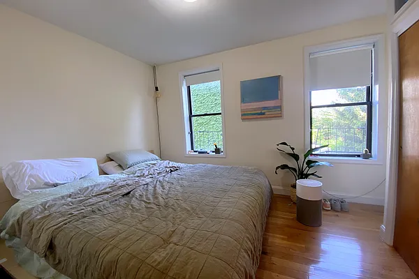 Rented by Douglas Elliman | media 4