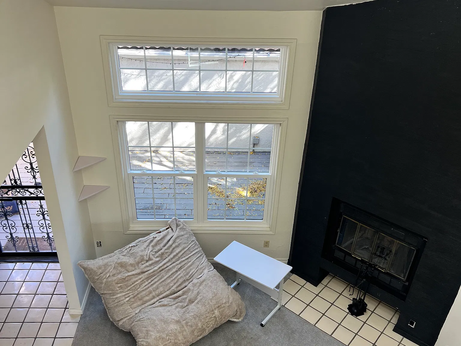 2 bed, 2.5 bath, 2288 sqft, $2,000 — Photo 4