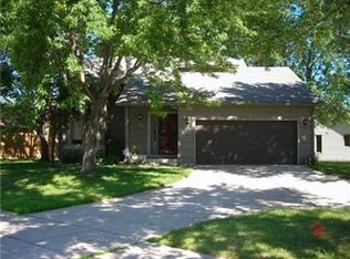 5713 Woodthrush Dr, Indianapolis, IN