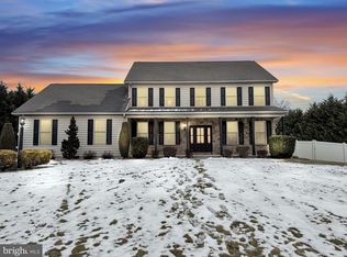 100 Deerfield Ct, Red Lion, PA 17356