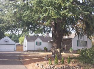 152 NE 4th St, Willamina, OR 97396