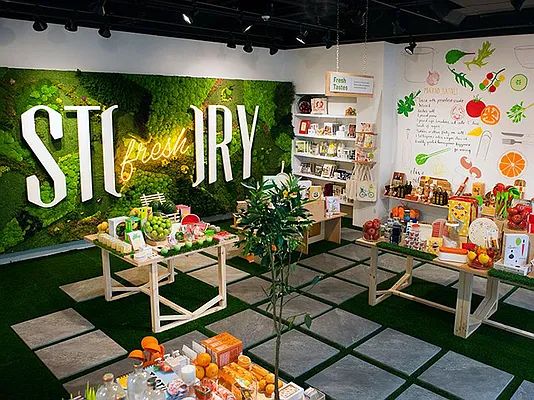 Rented by Compass | media 24