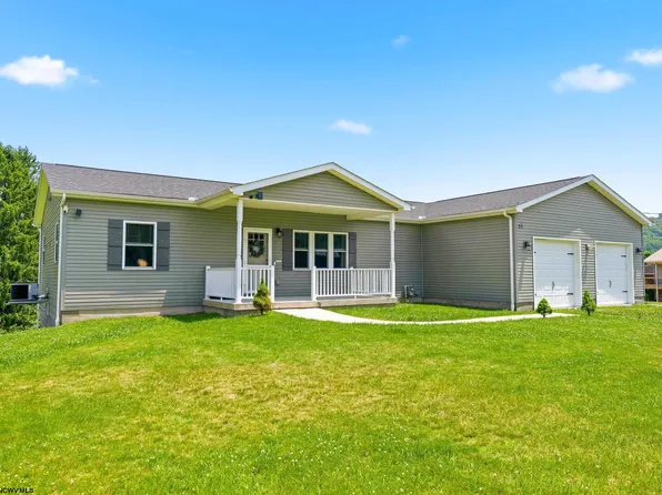 63 Ersel St, Hepzibah, WV 26369