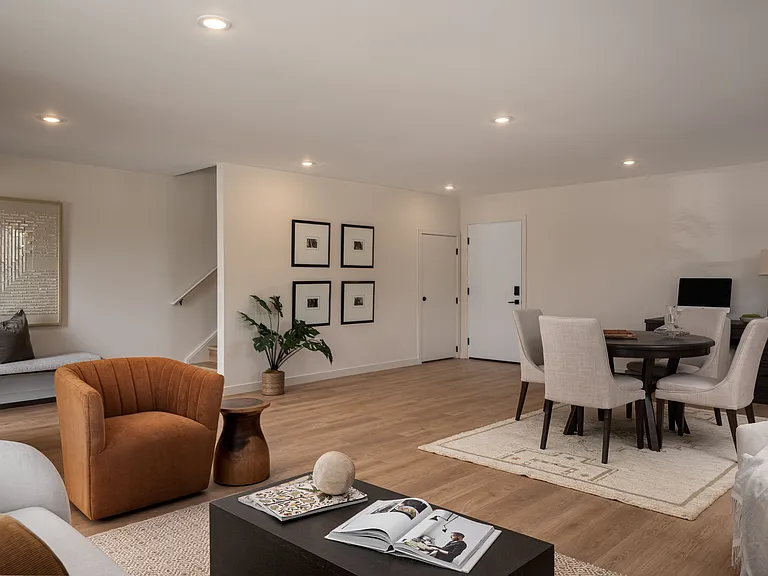 Orris: Apartments and Townhomes — Photo 94