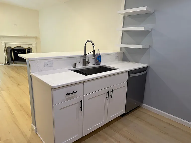 96 Mathews Dr #55 — Photo 9