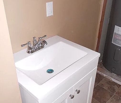 2nd image of 441 W Turner St APT 3