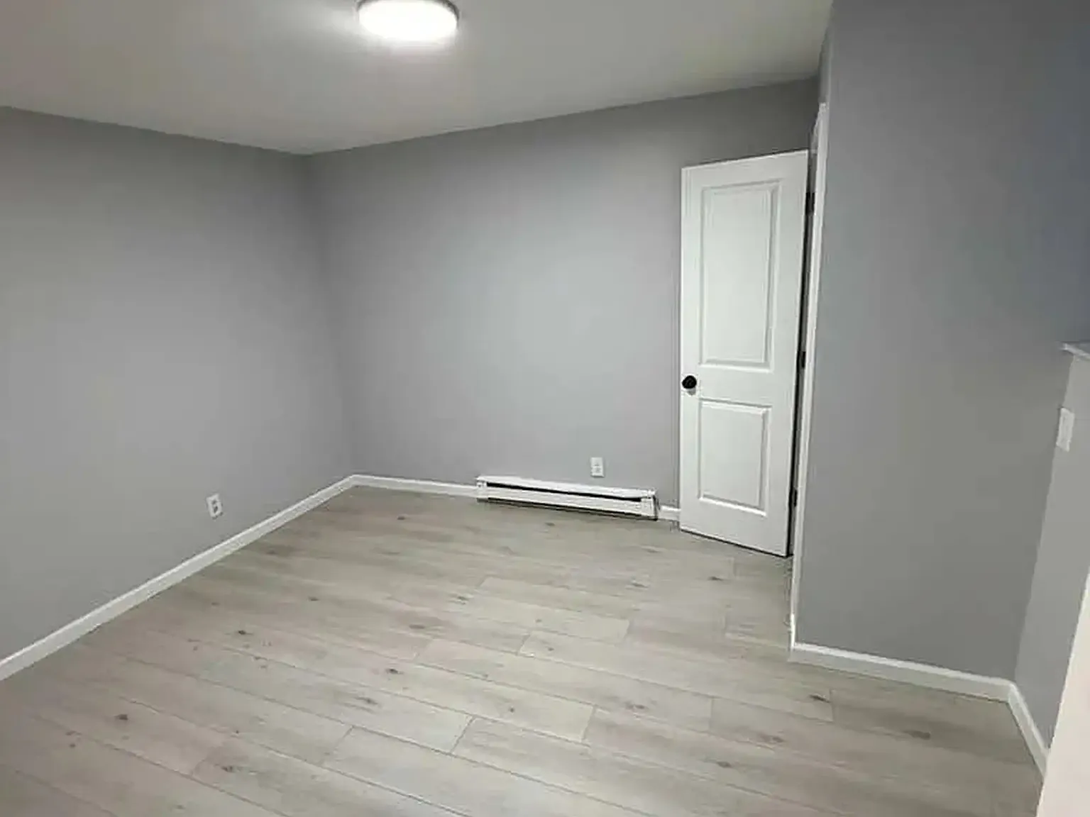 3 bed, $2,000 — Photo 3