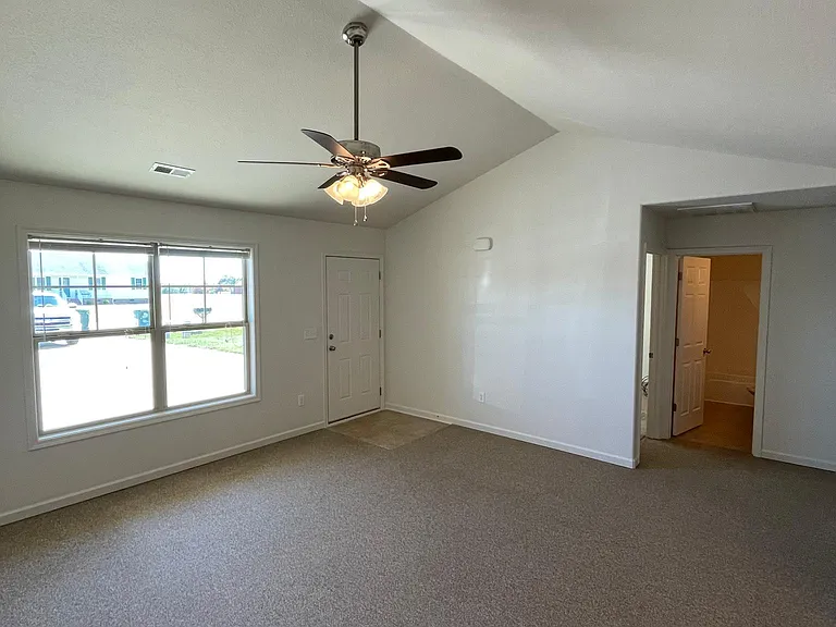 125 School Rd #A — Photo 2