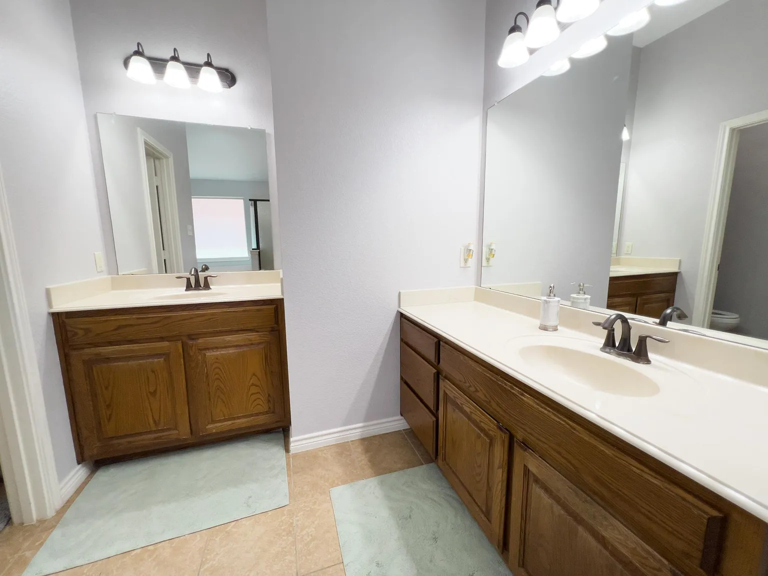 4 bed, 2837 sqft, $3,250 — Photo 3