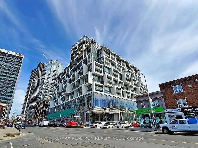 5 Soudan Ave #1628 — Photo 3