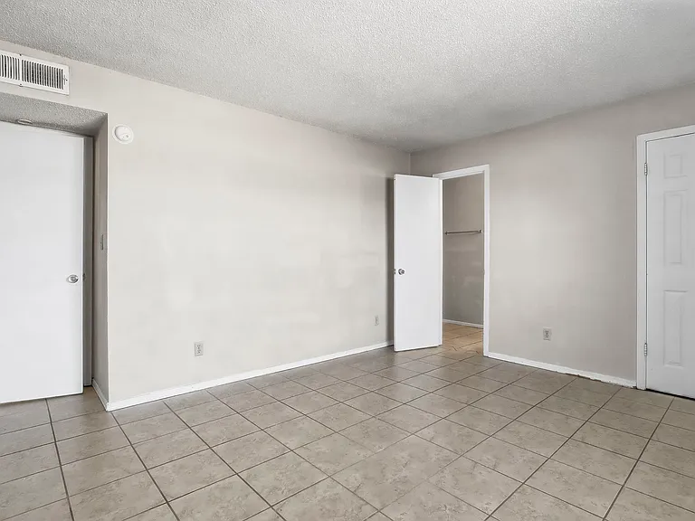2918 E Glen Dr #B — Photo 22