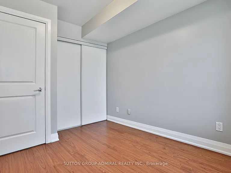 318 John St #265 — Photo 21