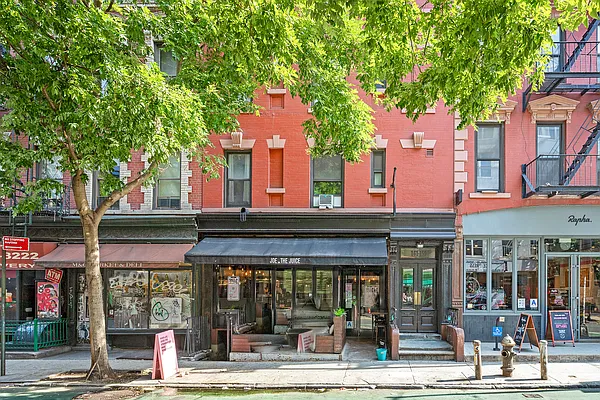 Rented by Safdie Realty Group | media 10