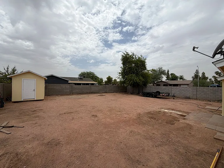 3439 W Peppertree Ln — Photo 14
