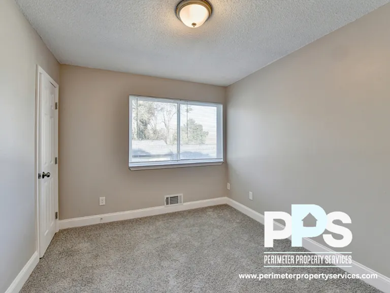 390 W Lake Ave NW #B9 — Photo 16