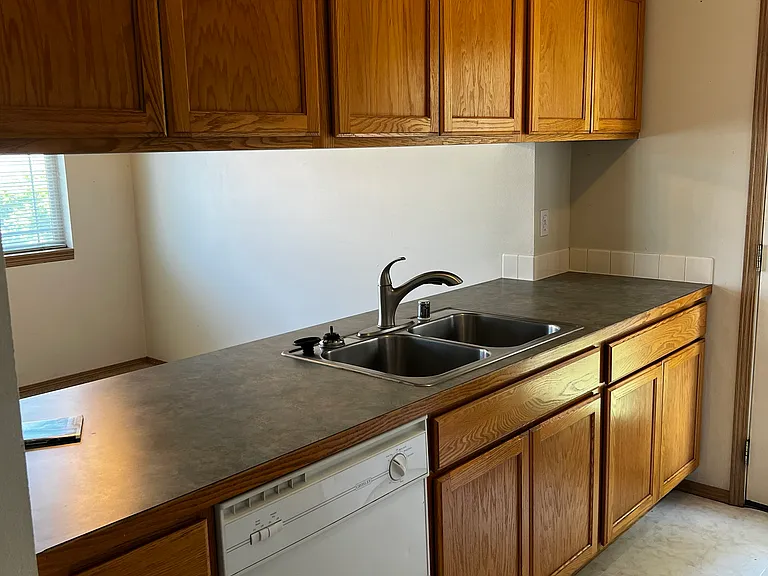 8914 N Pamela St #A — Photo 13