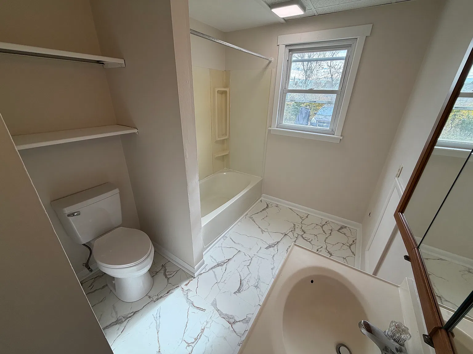 2 bed, 900 sqft, $1,700 — Photo 4