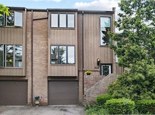 283 Elm Ct, Pittsburgh, PA