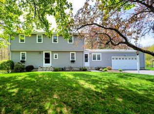 8 Valley Brook Rd, Westborough, MA 01581