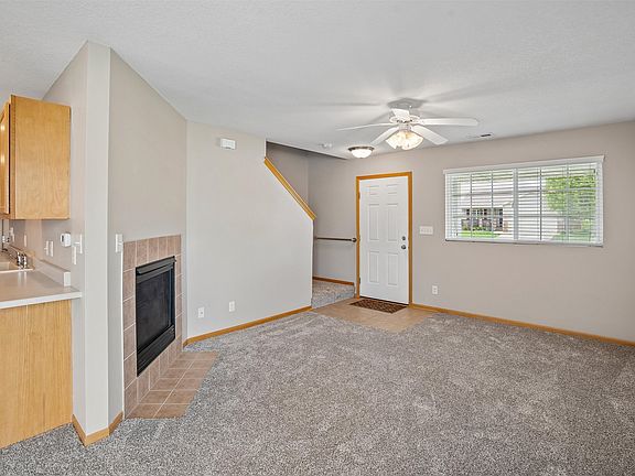 4th image of 793 SE Willow Brook Dr