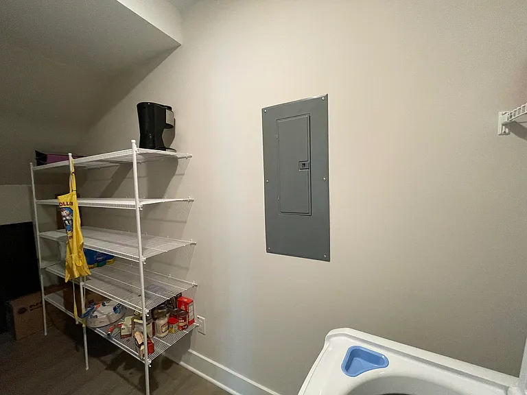 106 N Benjamine St — Photo 7