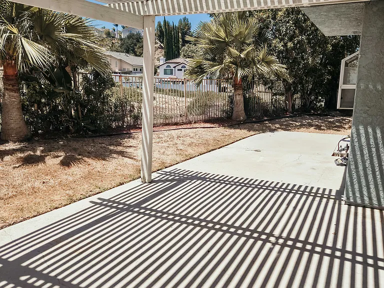 3470 Mountainside Dr — Photo 3
