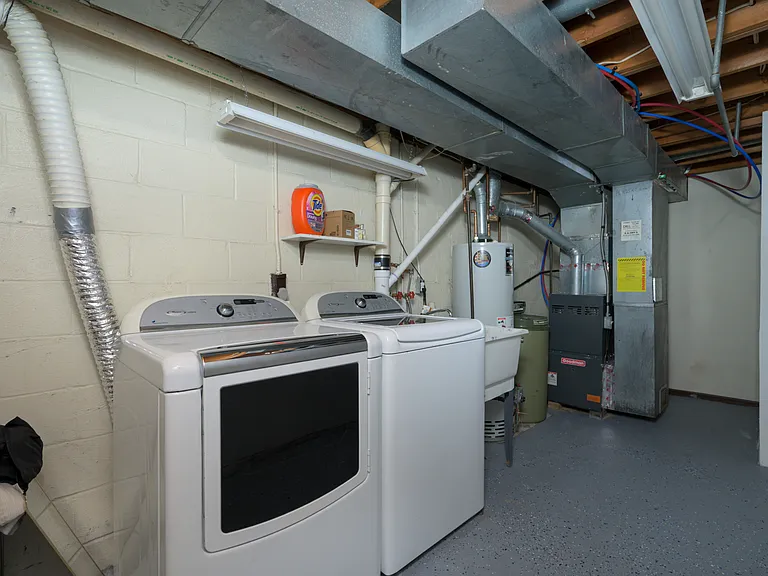 5215 Cline Rd #C — Photo 11