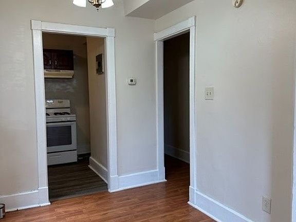 2nd image of 1133 Derry St APT 2