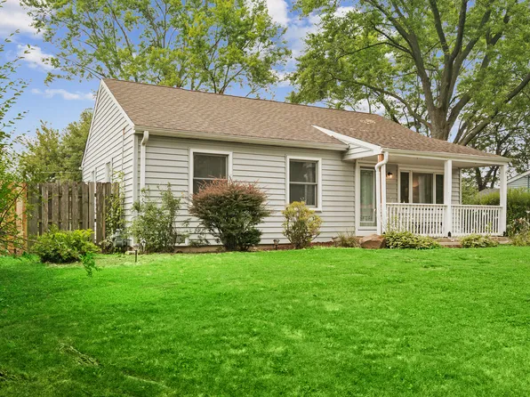 1005 E Lilac Dr, Palatine, IL 60074