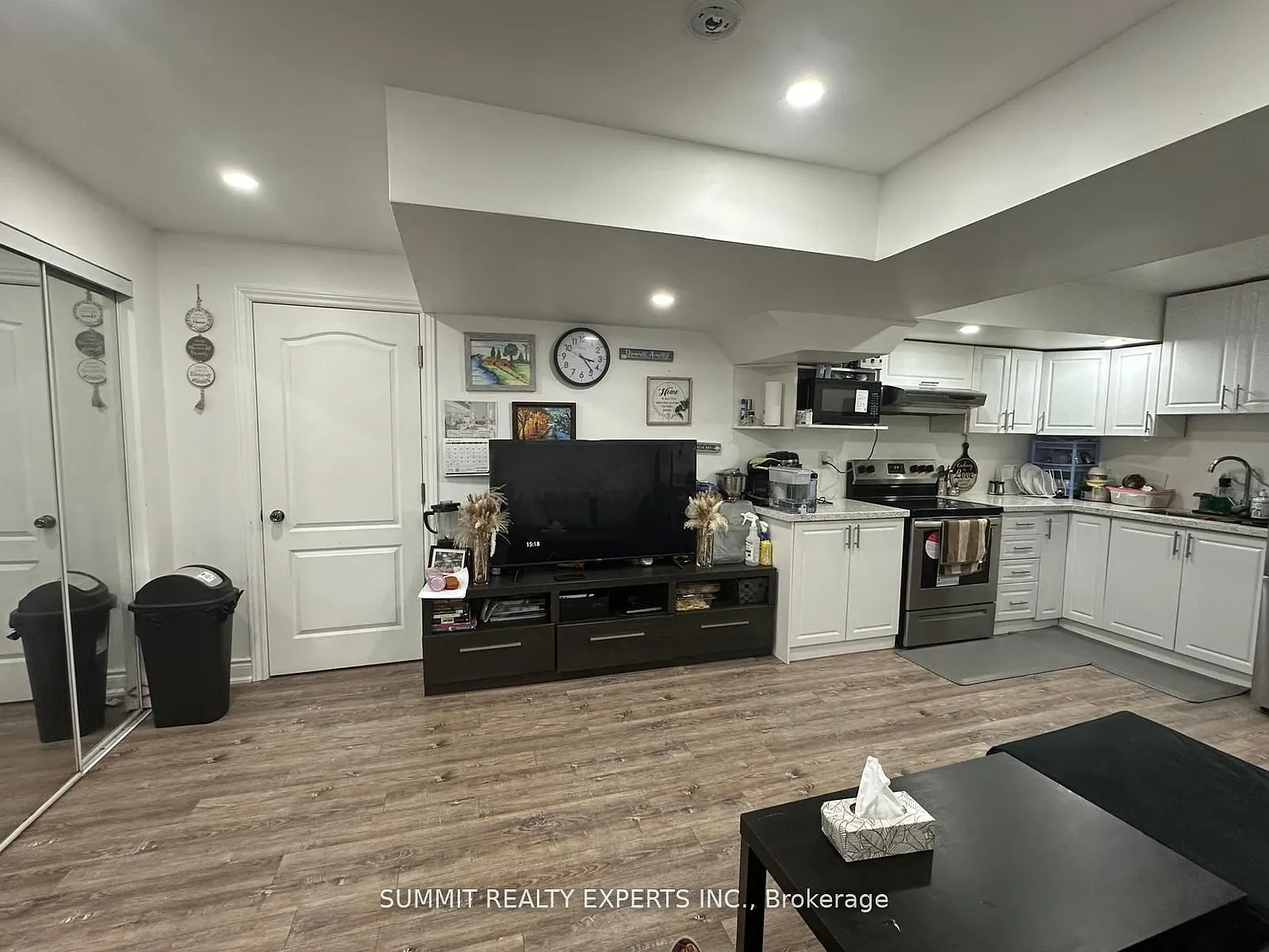 2 bed, $1,899 — Photo 1